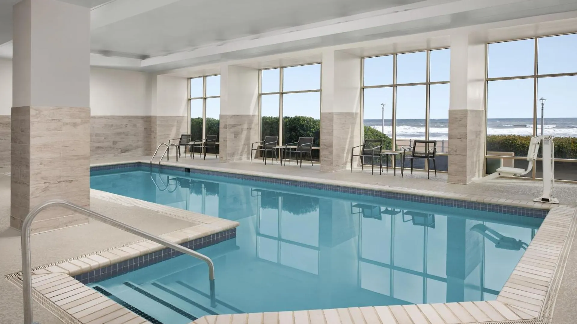 Hotel Courtyard Virginia Beach Oceanfront / North 37Th Street